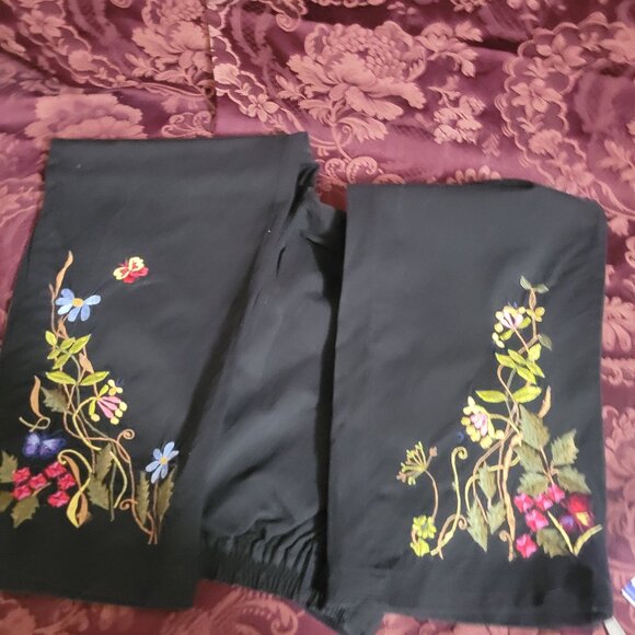 SW Studio West Women's Size Med Embroidered Pants - Picture 2 of 6